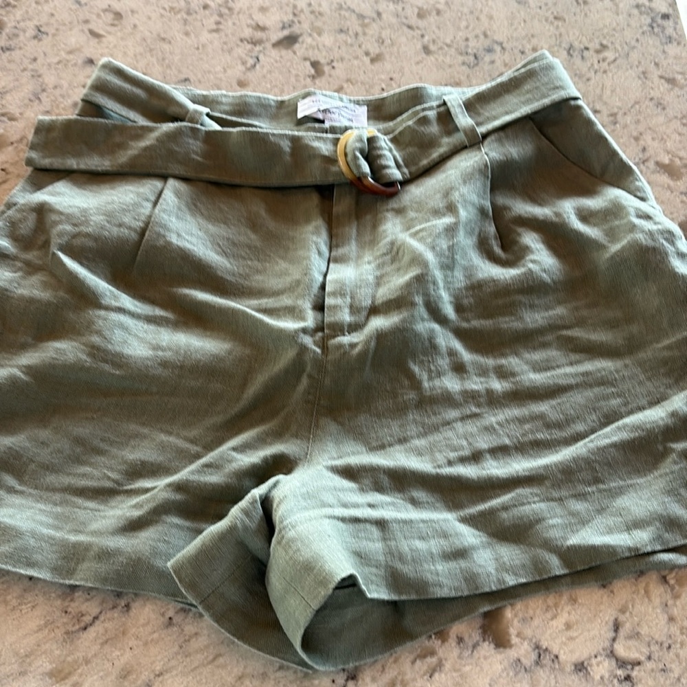 Los Angeles atelier -And Other Stories high-Waist Linen Shorts